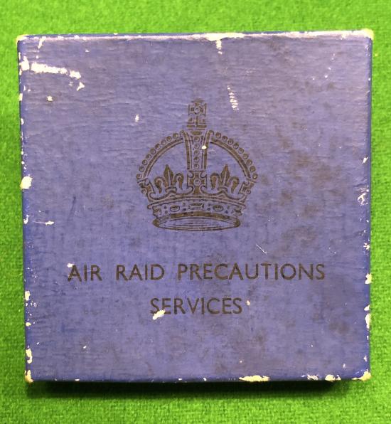 Boxed Silver ARP Badge - Woman.
