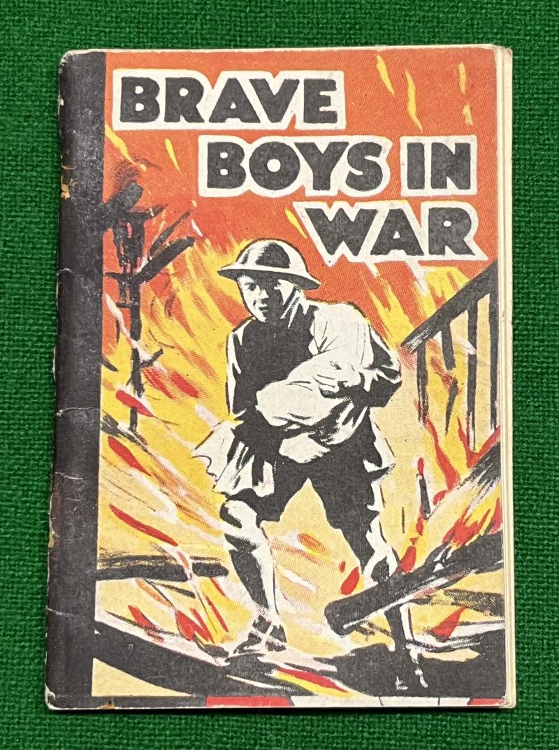 Children's miniature book ' Brave Boys in War '.