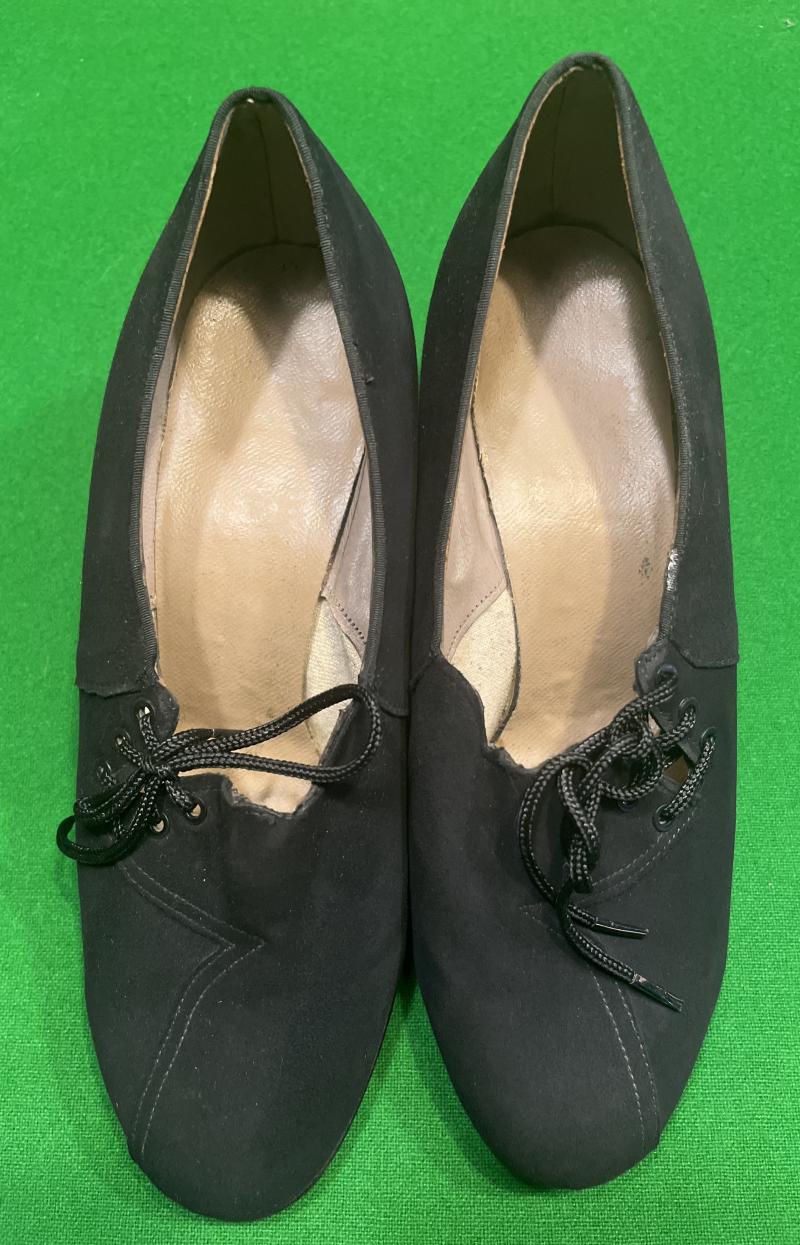 Lady's CC41 ' Utility ' Shoes.