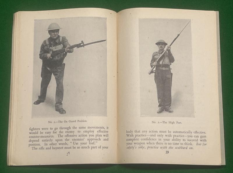 Tommy Gun Rifle & Bayonet.