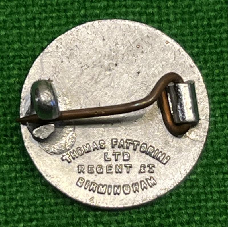 American Red Cross - Gt.Britain lapel badge.
