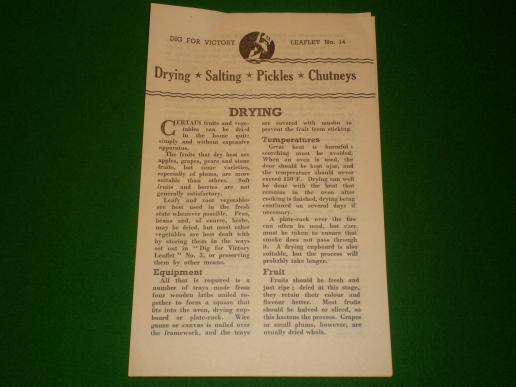 Dig for Victory Leaflet No.14 - Drying, Salting, Pickles, Chutneys. 